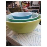 4-- PYREX MIXING BOWLS