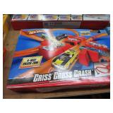 HOTWHEELS CRISS CROSS CRASH SET