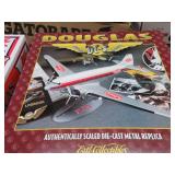 ERTL DIECAST DC-3 AIRPLANE