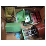 AMERICAN FLYER PRE WAR MODEL TRAIN BUILDINGS