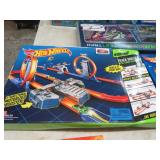 HOTWHEELS TRACK BUILDER TOTAOL TURBO TAKEOVER SET