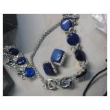 VINTAGE NECKLACE BRACELET & EARRINGS