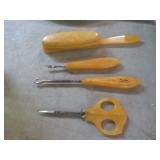 VINTAGE CELLULOID MANICURE SET