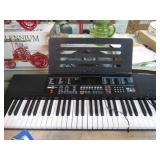 ROCK JAM RJ640 ELECTRONIC KEYBOARD