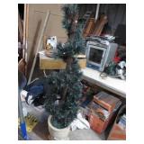 ARTIFICIAL TREE W/ LIGHTS