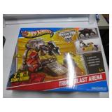 HOTWHEELS MONSTER JAM TRIPLE BLAST ARENA SET