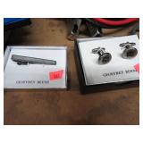 GEOFFREY BEENE CUFF LINKS & TIE CLIP