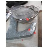3 STRAINERS & METAL "L"