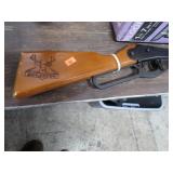 DAISY BUCK BB RIFLE