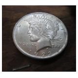 1922 PEACE SILVER DOLLAR COIN