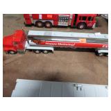 EXXON FIRETRUCK W/ TIGER IN THE TANK