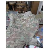 WOODLAND NATO CAMO UNIFORMS -- L