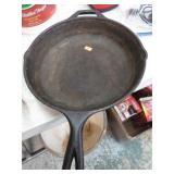 10" LODGE CAST IRON SKILLET