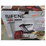 SLOW JUICER -- LOOKS TO BE (NIB)