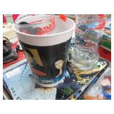 STAR TREK BOOK, COMICS & CUPS