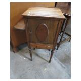 ANTIQUE COPPER LINED SMOKING STAND