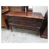 LANE COLONIAL LOW BOY CEDAR BLANKET CHEST