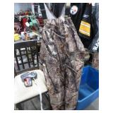 CAMO CARHARTT BIB OVERALLS -- 44 X 30