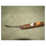 VERY OLD VERY WORN  KNIFE