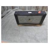 VINTAGE AIRGUIDE BAROMETER WEATHER STATION