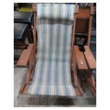 FOLDING DECK CHAIR