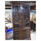 VERY NICE HICKORY CHAIR Co. CHINA CABINET