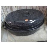 ENAMELWARE ROASTING POT