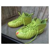 NIKE AIR FOAMPOSITE PRO VOLT SHOES -- 6.5Y