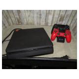 SONY PLAYSTATION PS4 CONSOLE & CONTROLLERS