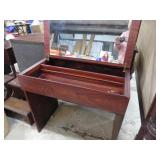 MODERN DRESSING TABLE