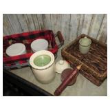CANDLE & BASKETS