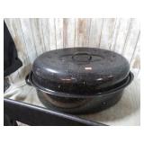 ENAMELWARE ROASTER