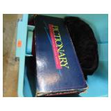 STORAGE TUB W/ LID -- VICTORIA