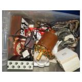 TUB -- MISC DECOR & THROW BLANKETS