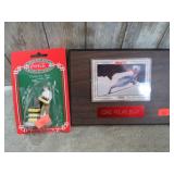COCA COLA POLAR BEAR PLAQUE & DELIVERY MAN