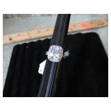 STERLING SILVER RING W/ STONE -- SZ 7 - 5.9g