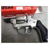 22 CAL STARTER PISTOL -- UNFIRED