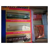 "H O" SCALE MODEL TRAIN CARS