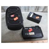 NIKON COOLPIX DIGITAL CAMERA, CHARGER & CASE