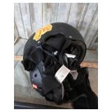 SKATEBOARDING HELMET & PADS