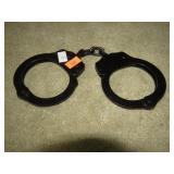 VIPERTEK HANDCUFFS --  NO KEY