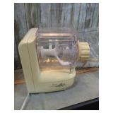 PASTA MAKER