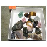 POLISHED & RAW STONES