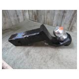 RECEIVER HITCH & 2" BALL