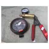 AUTO VACUUM GAUGE & PUMP