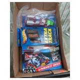 HOTWHEELS POWER LAUNCHER, EXTRA TRACK& GARAGE