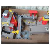 HOTWHEELS TRAIN STATION & LUMBER Co PARTS