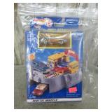 HOTWHEELS SHELL GAS STATION SET
