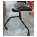 ROLING STOOL