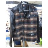 (NWT) FOREVER 21 MEN COAT -- SZ MED